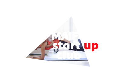 logo maif start up club visuel incrusté dans triangle
